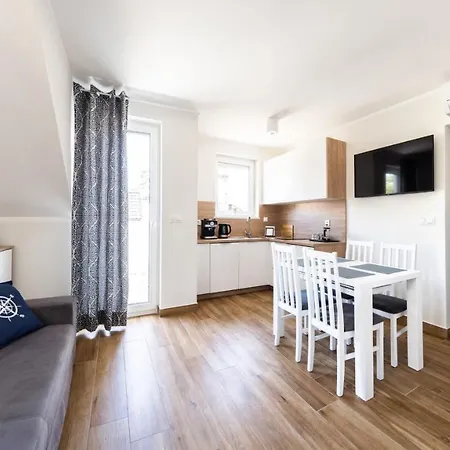 Apartment 7